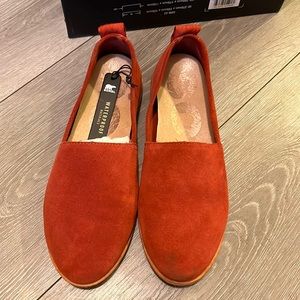 Used Sorel Ella Slip On.